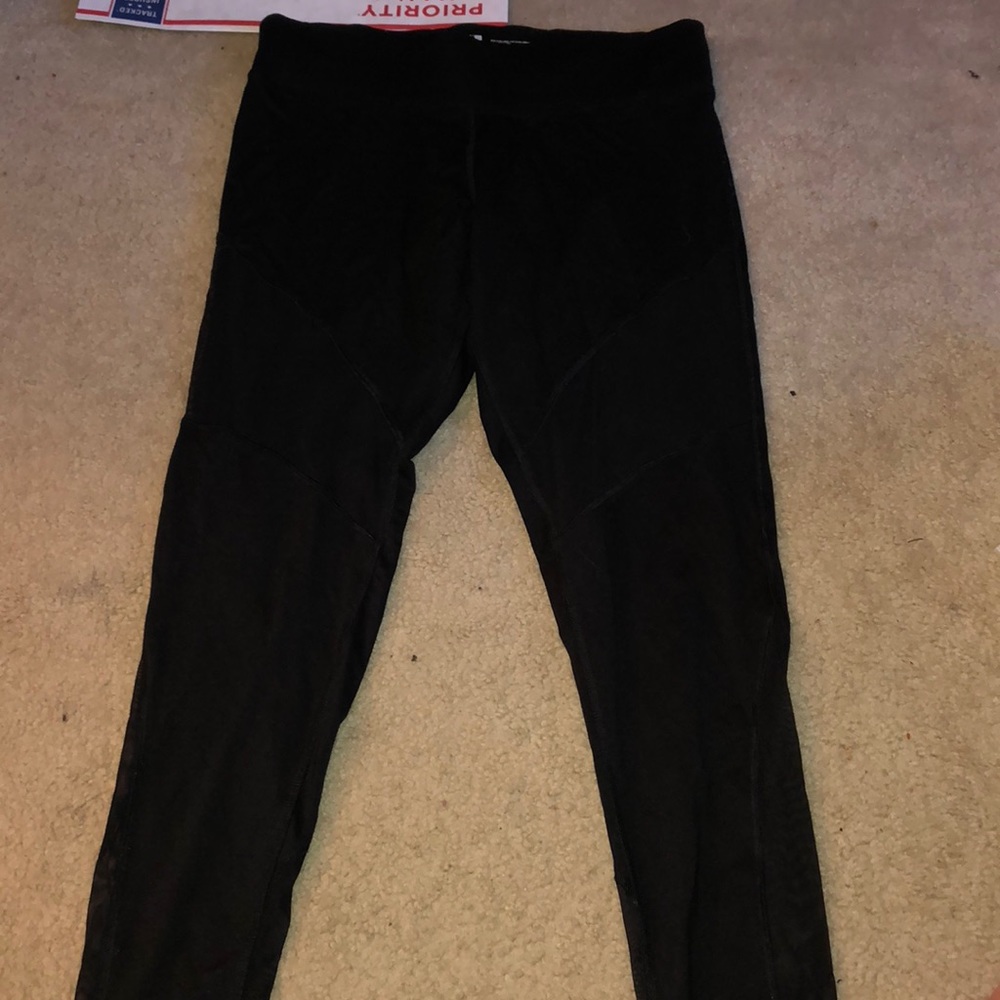 PINK ultimate mesh leggings